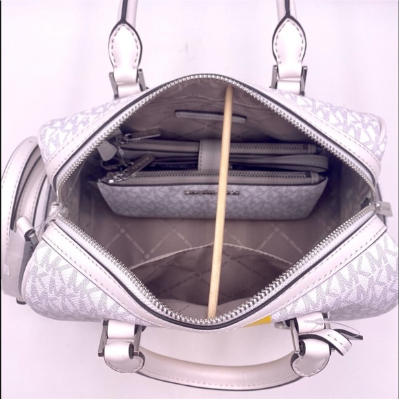 MICHAEL KORS SM Satchel Crossbody and Wallet Set - Picture 9 of 11